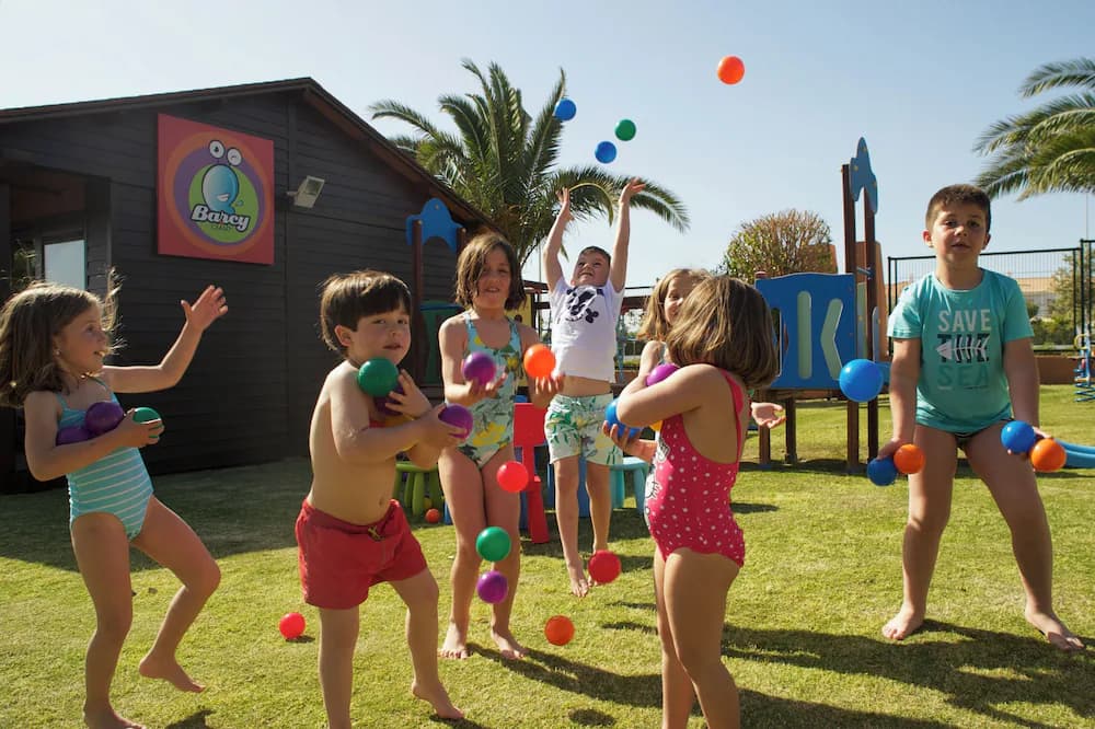 Children's play area - outdoor