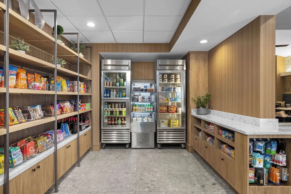 Snack bar
