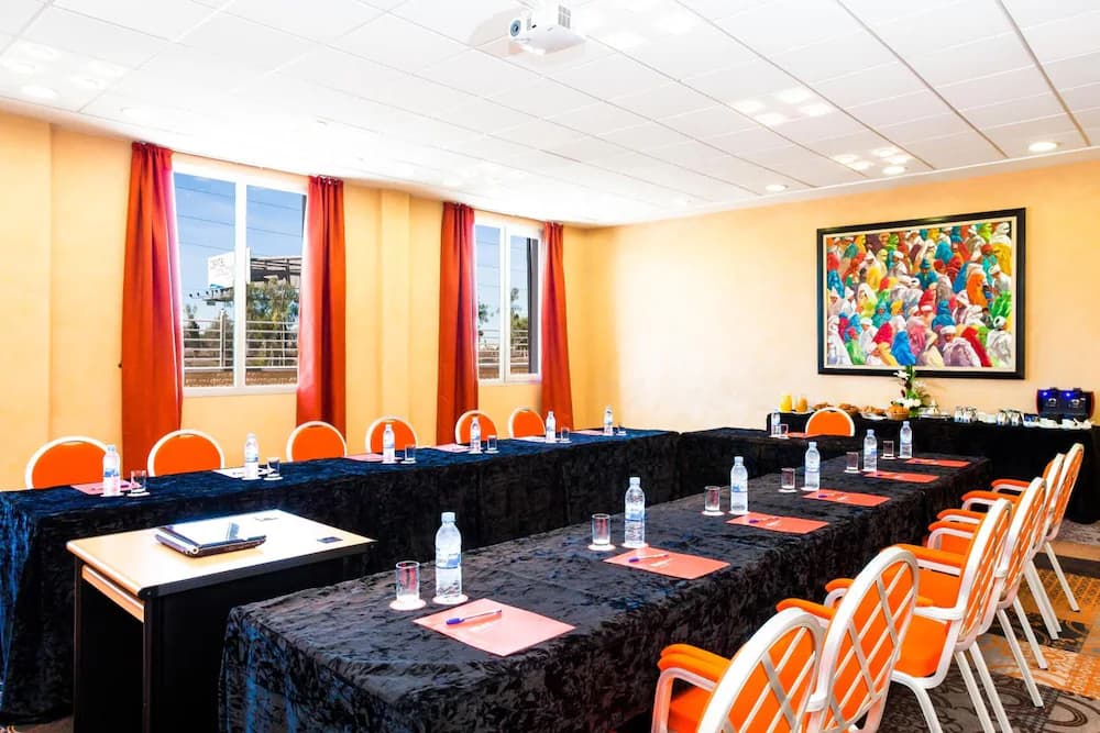 Meeting facility