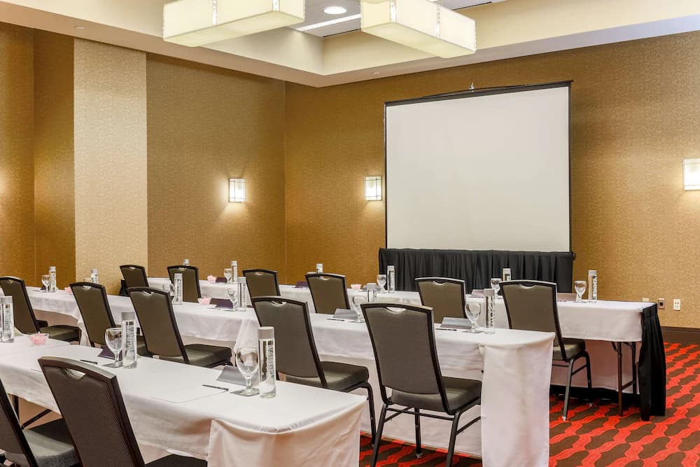 Meeting facility