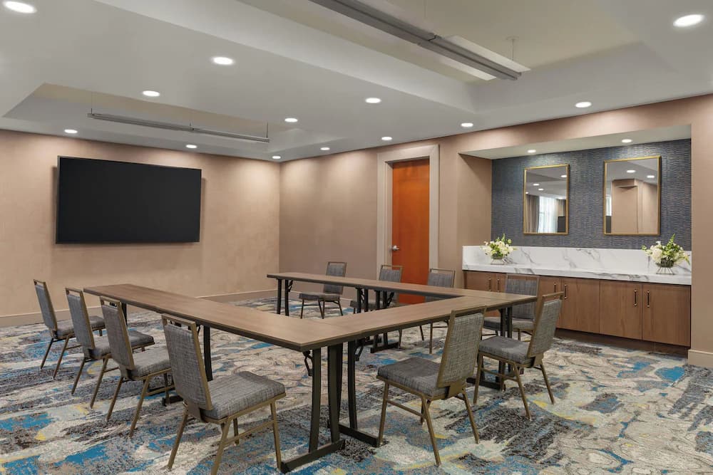 Meeting facility