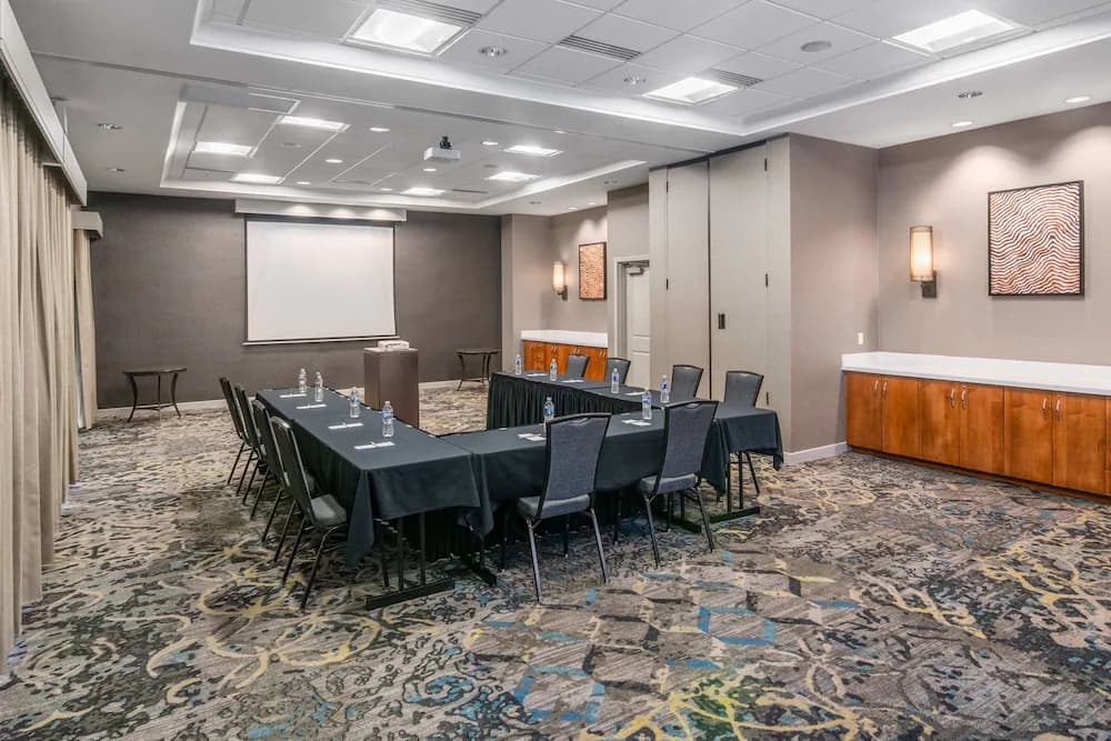 Meeting facility
