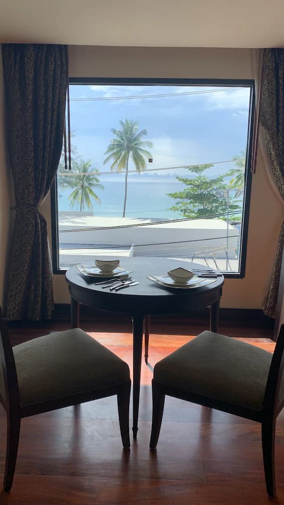 Beach/ocean view