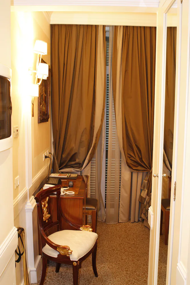 Room amenity