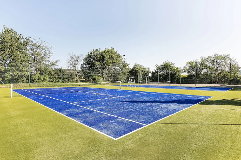 Tennis court