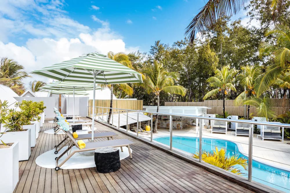 Sundeck