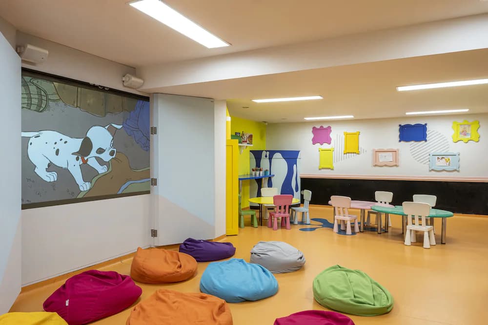 Children's play area - indoor