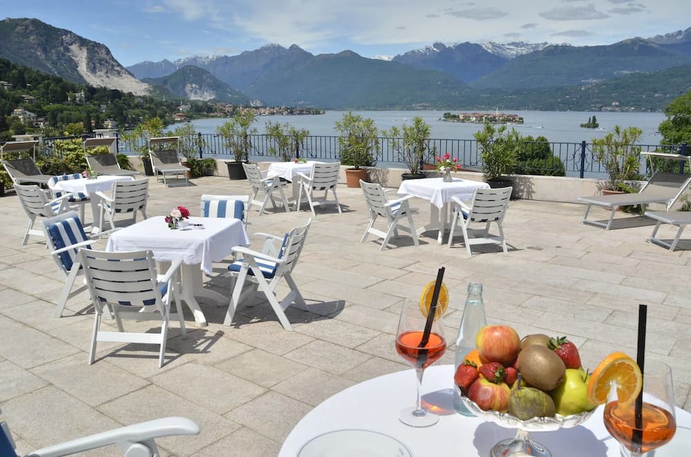 Sundeck