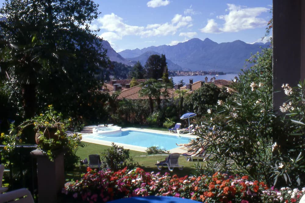Rooftop pool