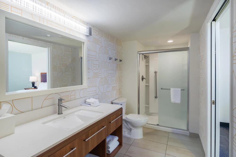 Bathroom shower