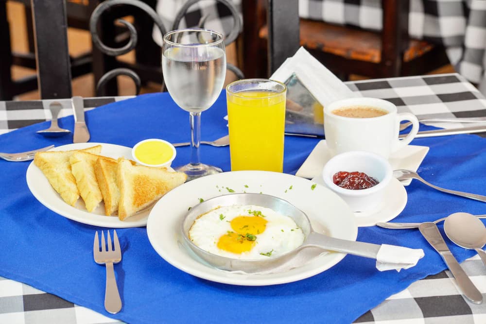 Breakfast meal