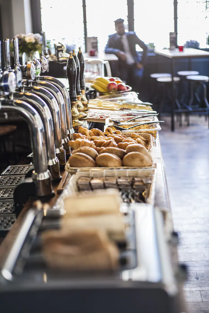 Breakfast area