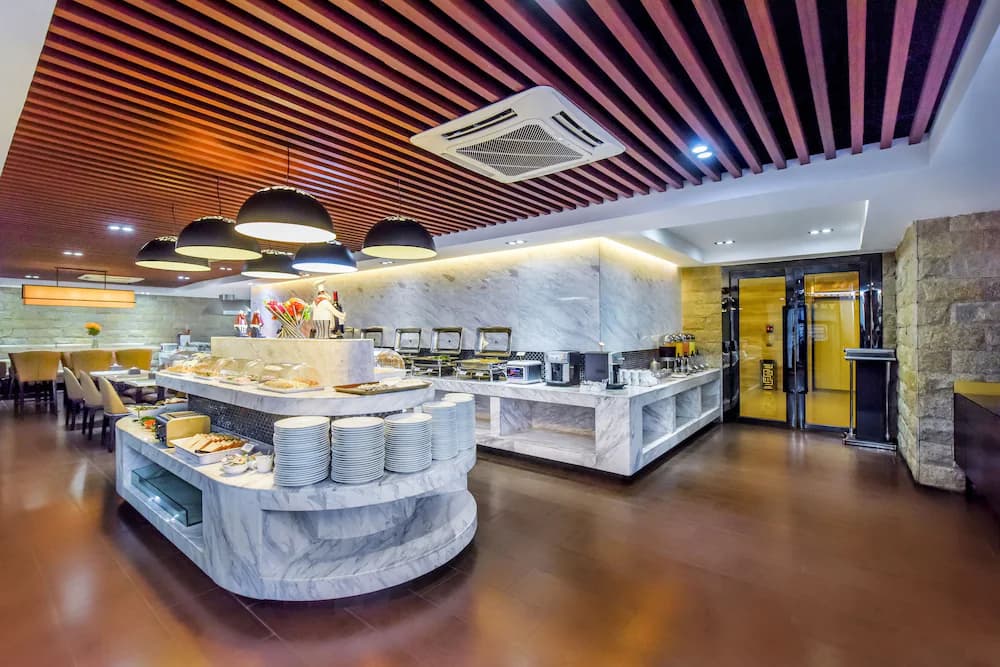 Breakfast buffet