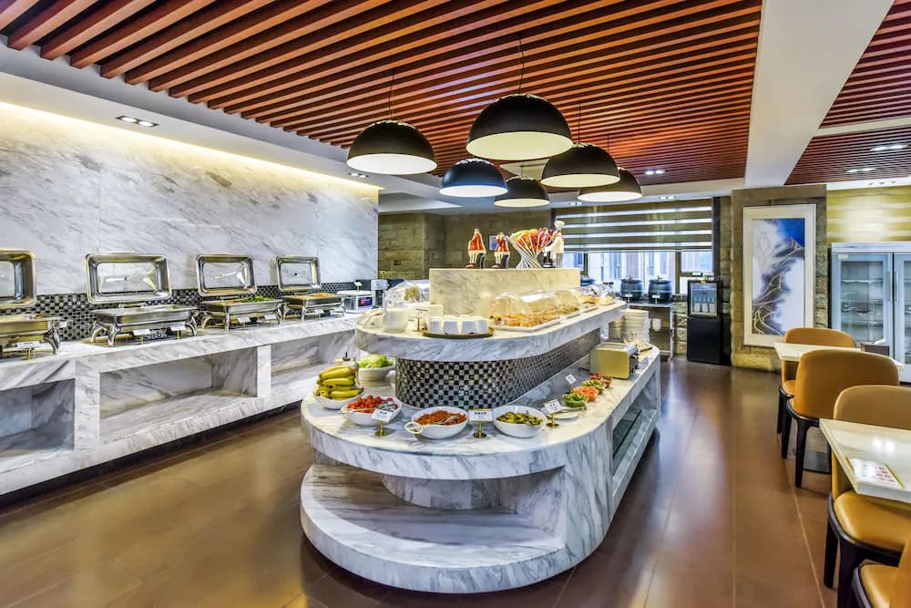 Breakfast buffet