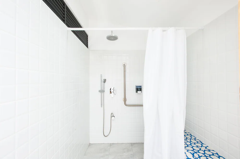 Bathroom shower