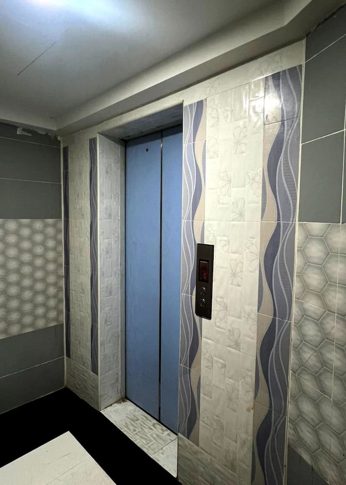 Elevator