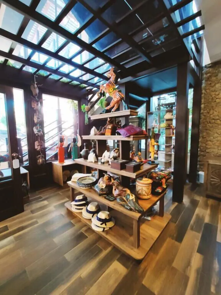 Gift shop