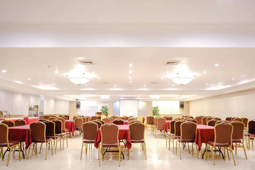 Banquet hall