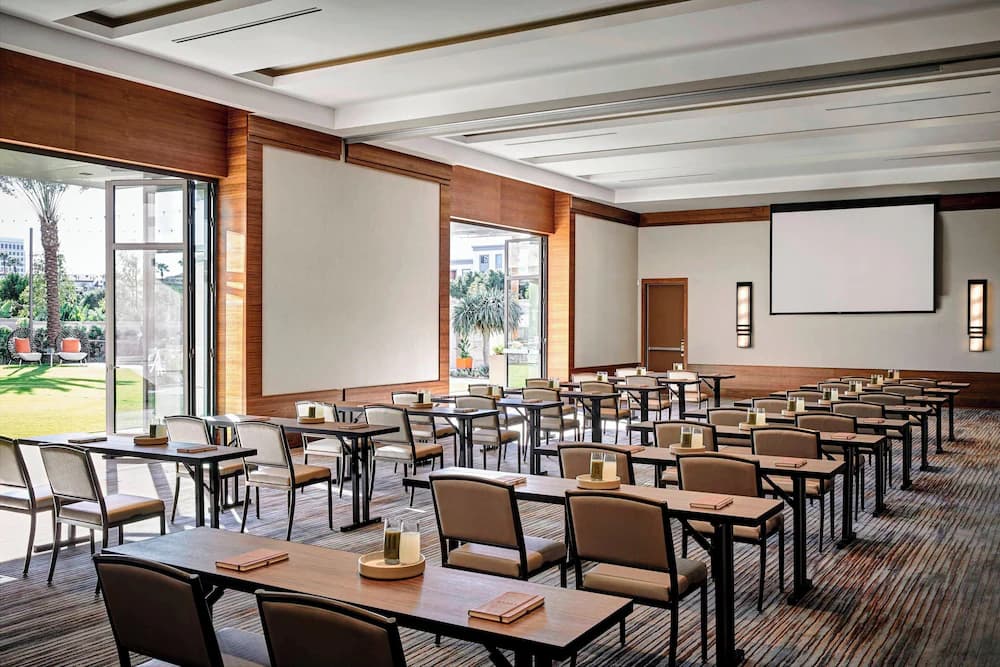 Meeting facility