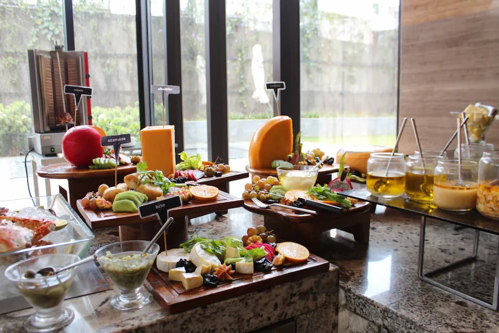 Breakfast buffet
