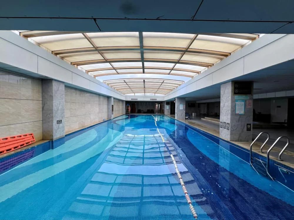 Rooftop pool