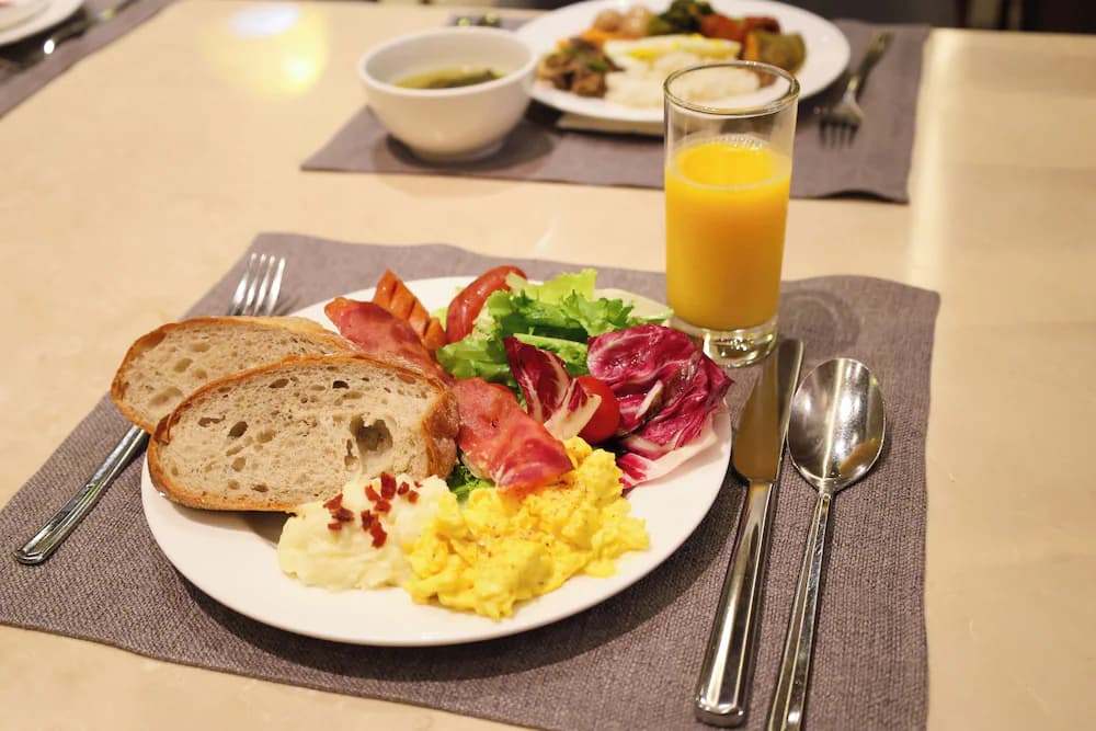 Breakfast meal
