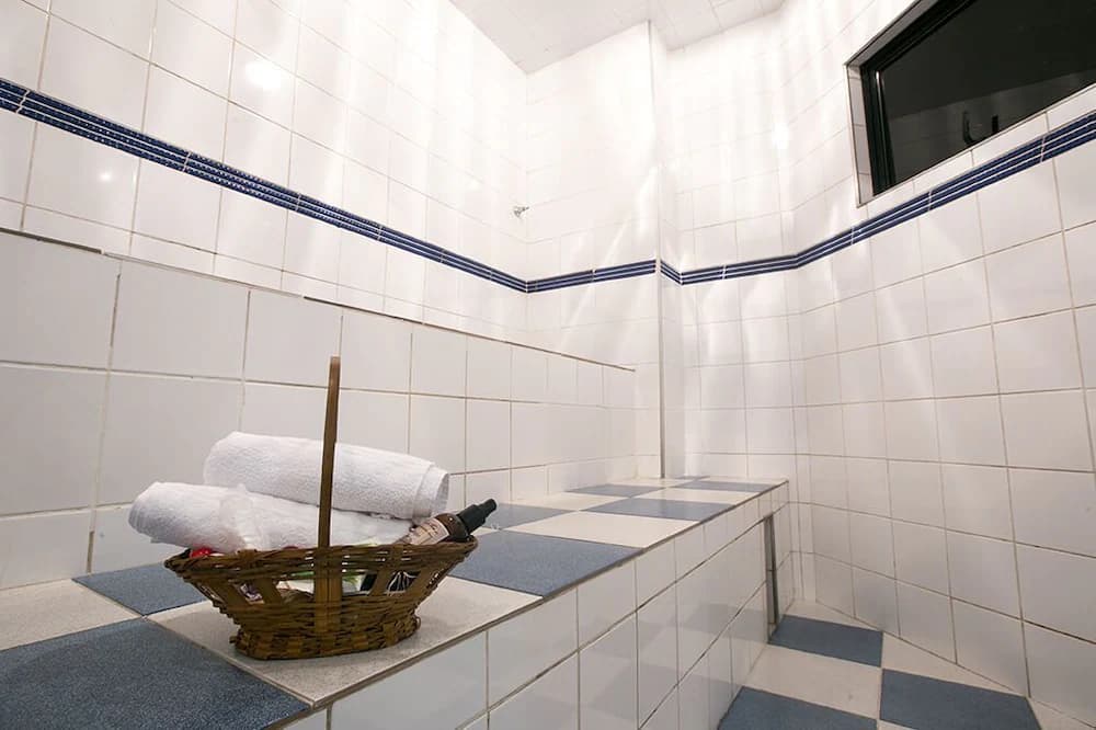 Steam room