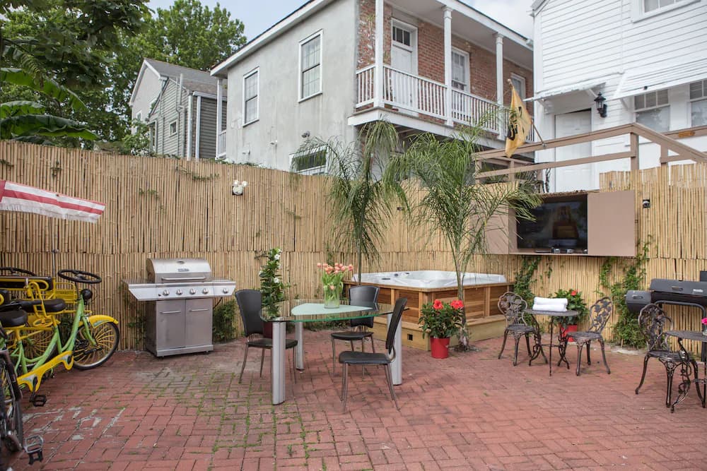BBQ/picnic area