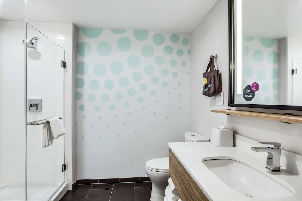 Bathroom shower