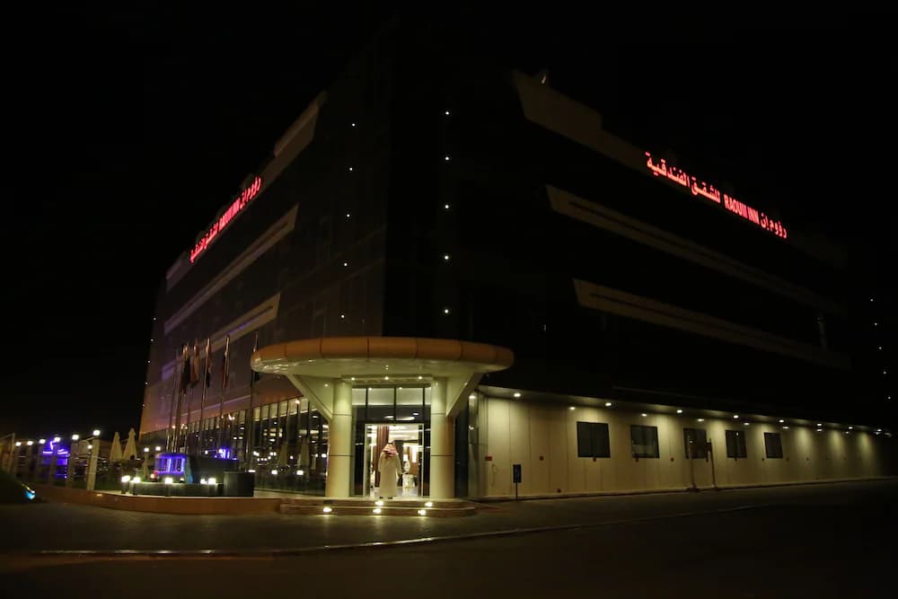 Front of property - evening/night