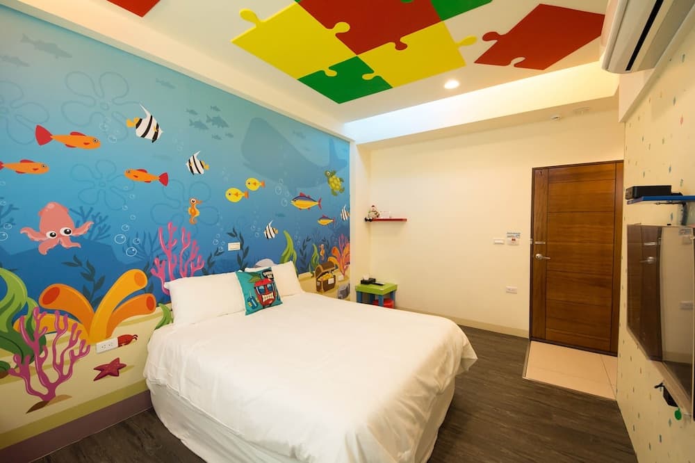 Children's theme room