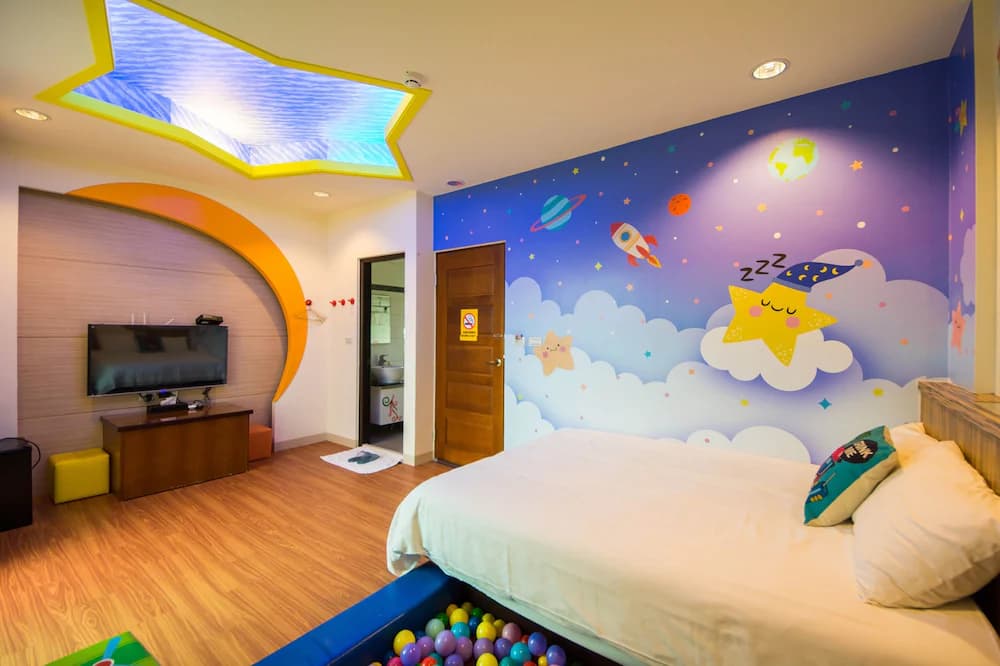 Children's theme room
