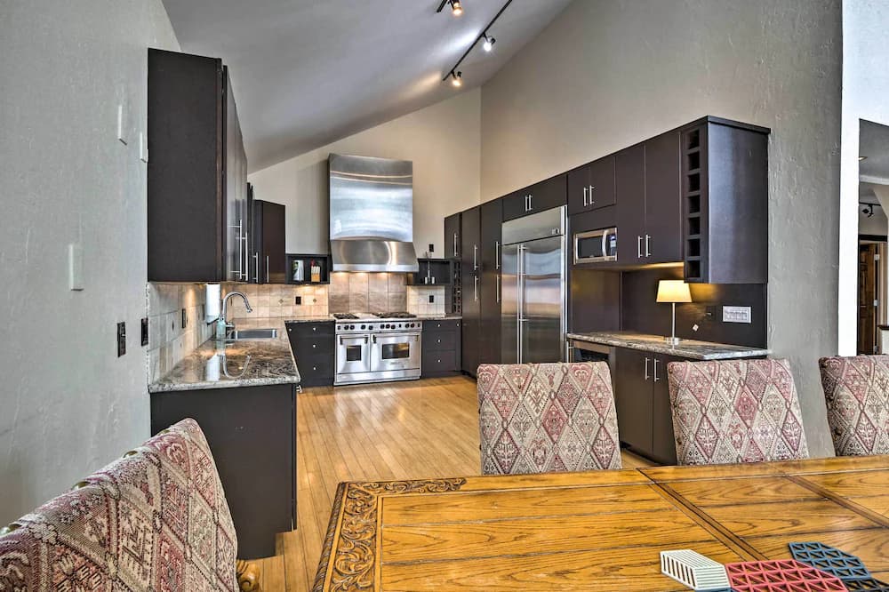 In-room dining
