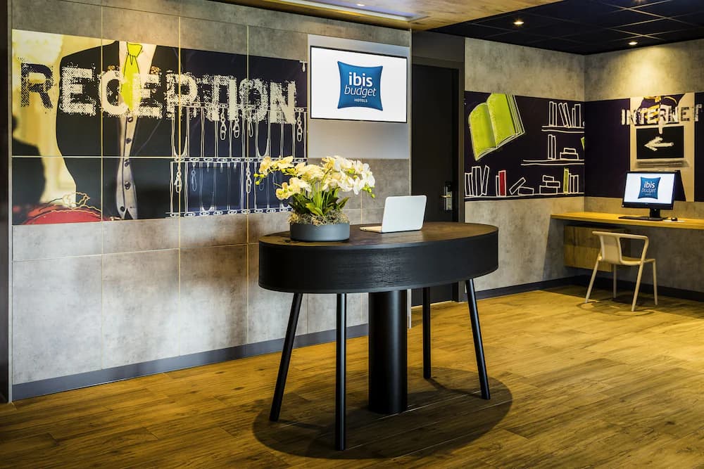Reception hall