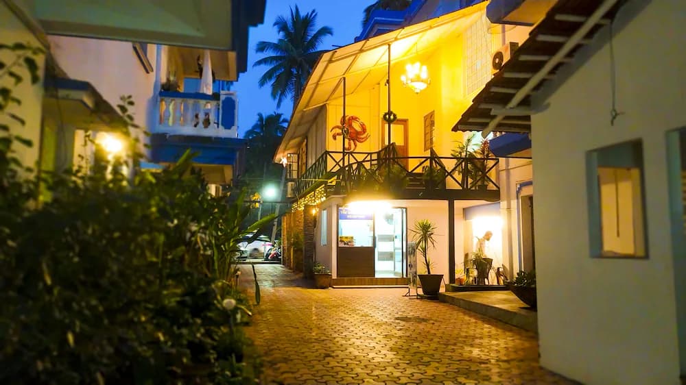 Front of property - evening/night