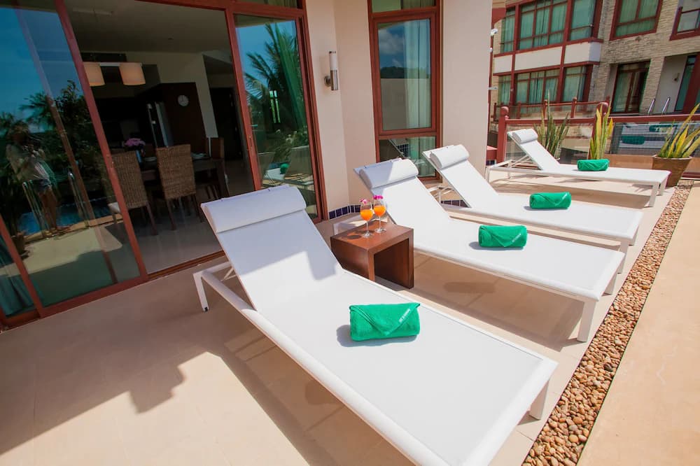 Sundeck