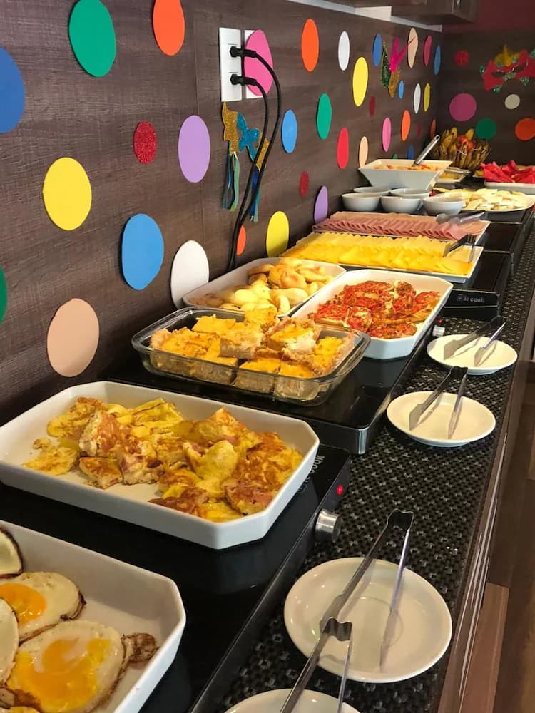 Breakfast buffet
