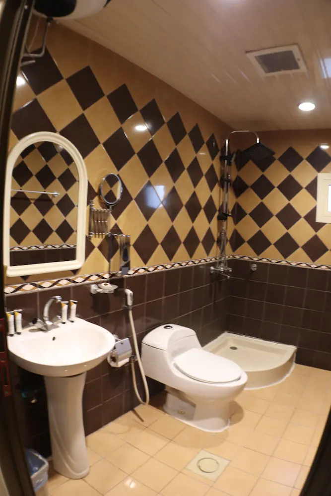 Bathroom amenities