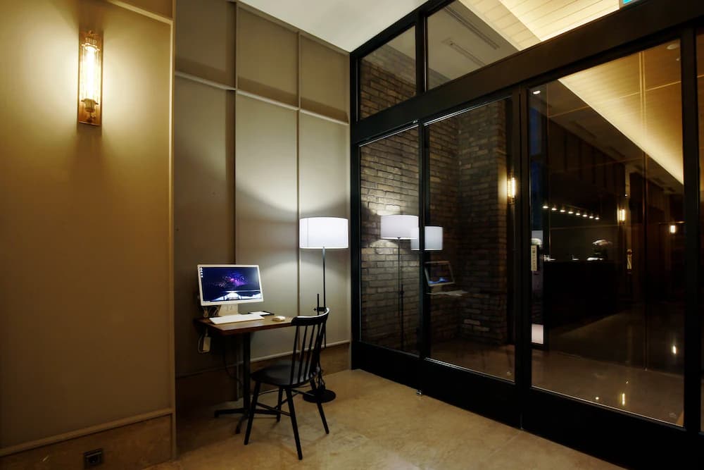 Business center