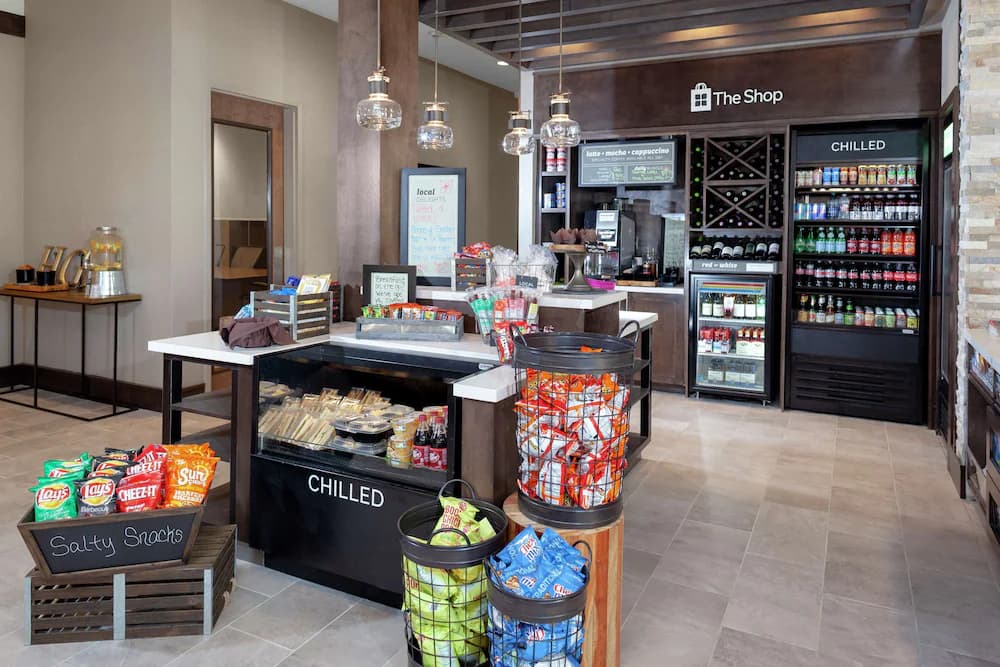 Snack bar