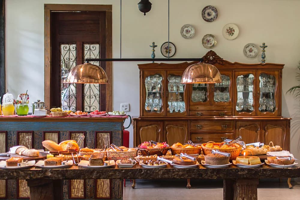 Breakfast area
