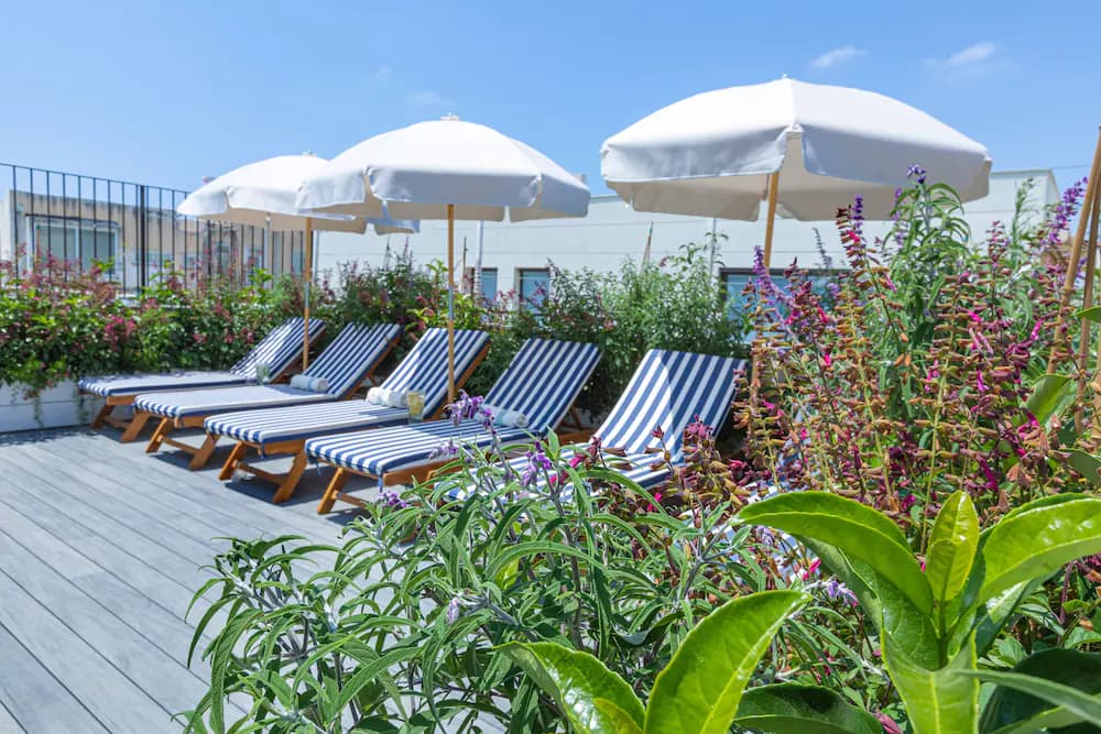 Sundeck
