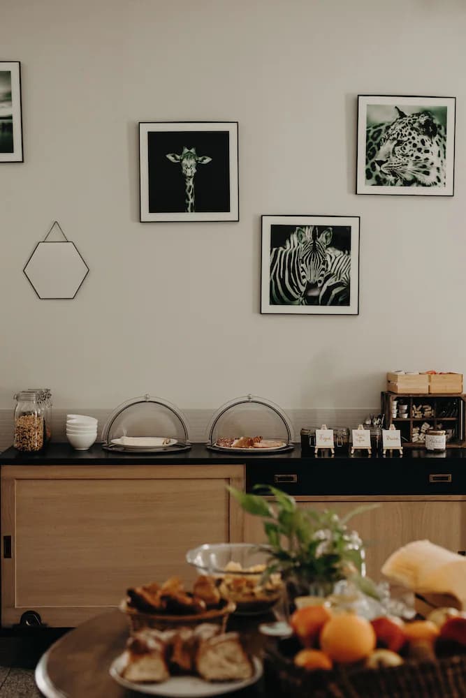 Breakfast area