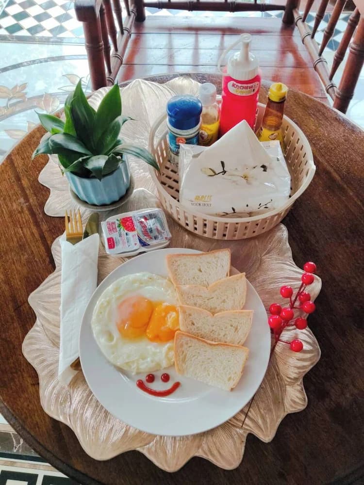 Breakfast meal