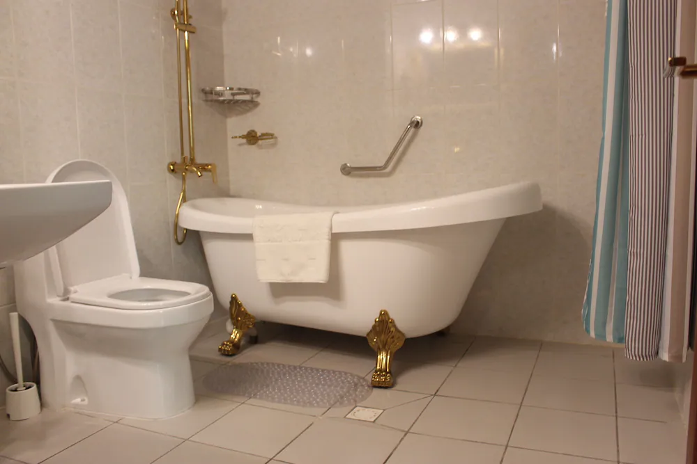 Bathroom sink