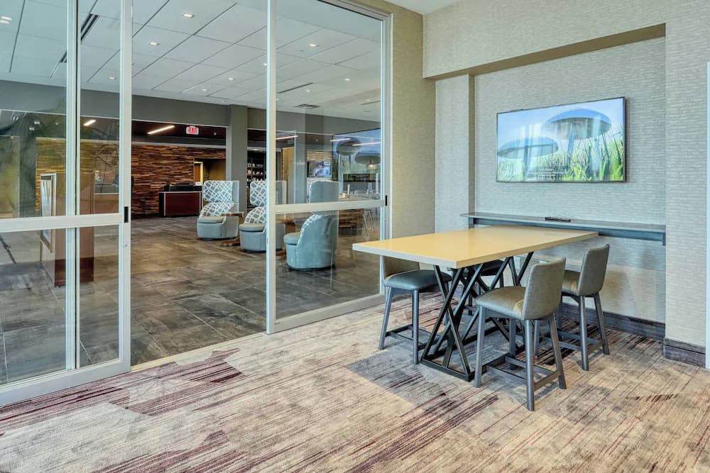 Meeting facility