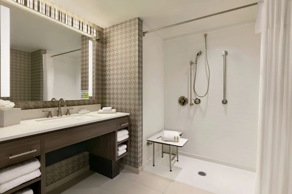 Bathroom shower