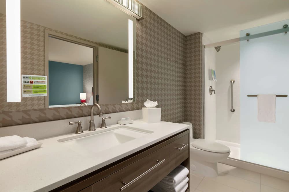Bathroom shower
