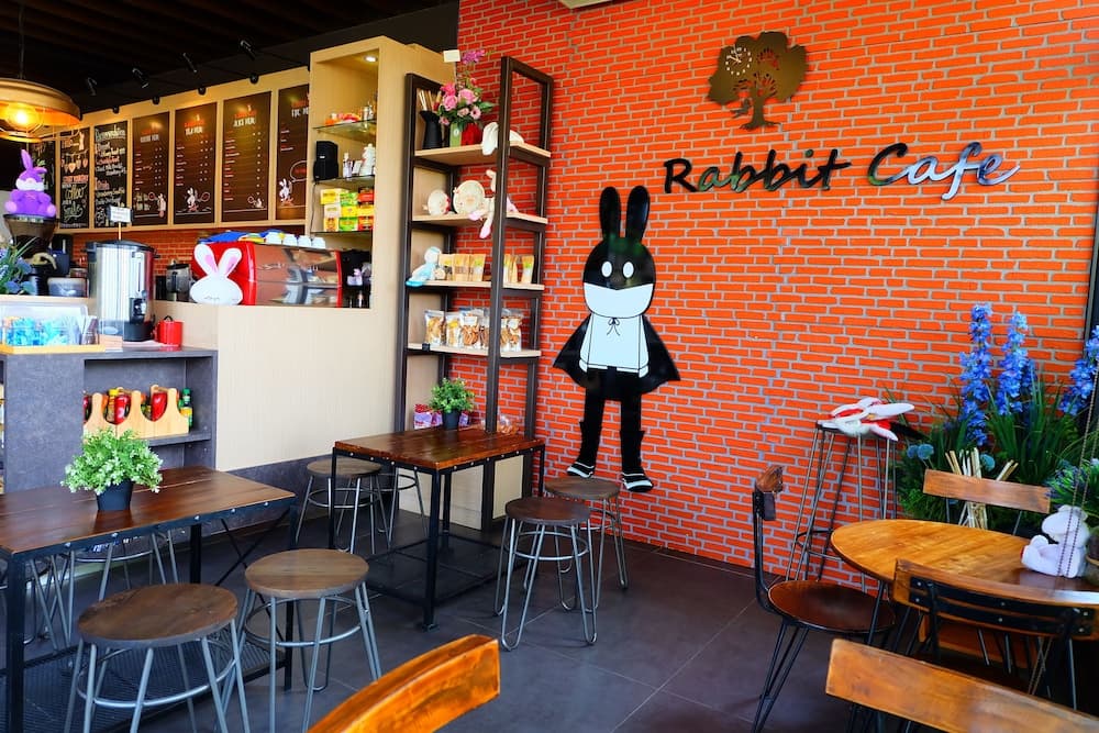 Coffee shop