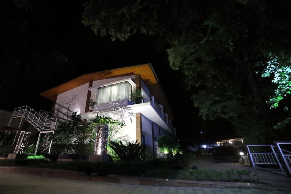 Front of property - evening/night